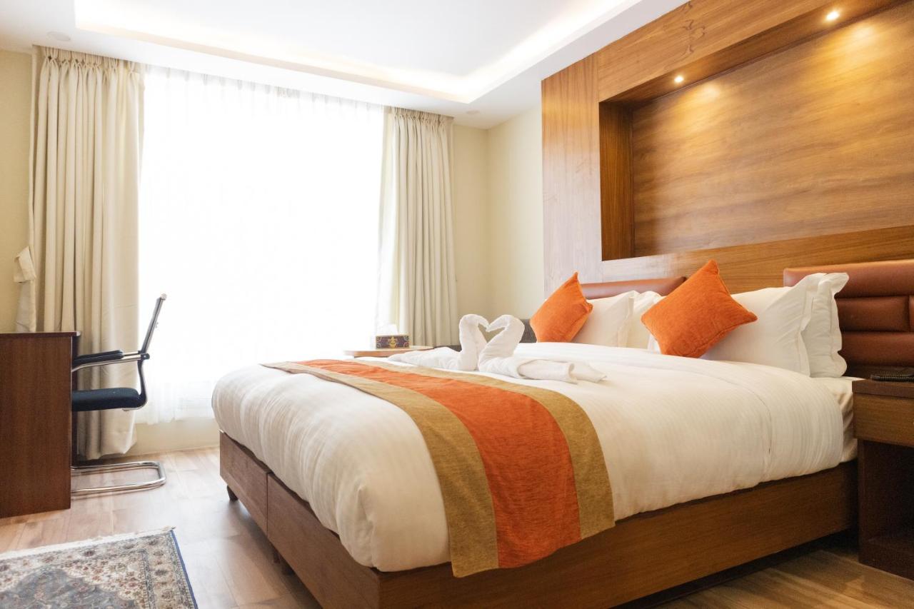 Hotel Yakroo Manang Katmandu Dış mekan fotoğraf