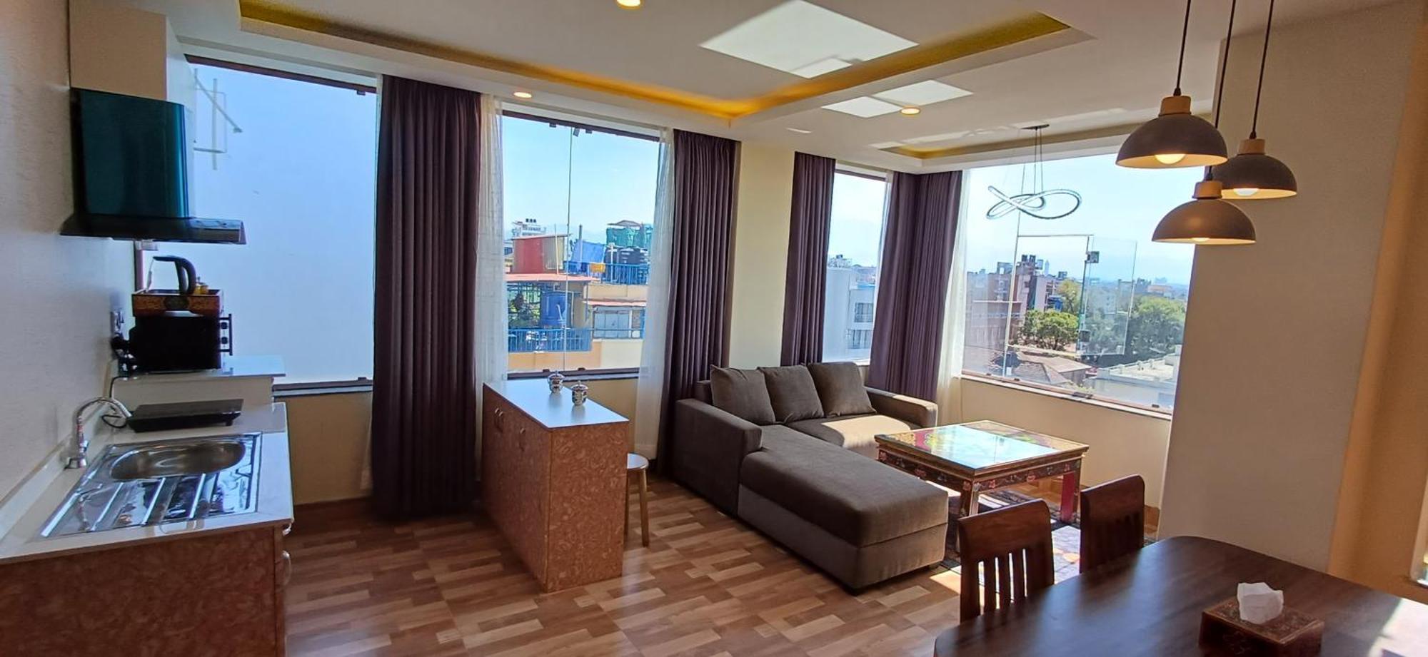 Hotel Yakroo Manang Katmandu Dış mekan fotoğraf
