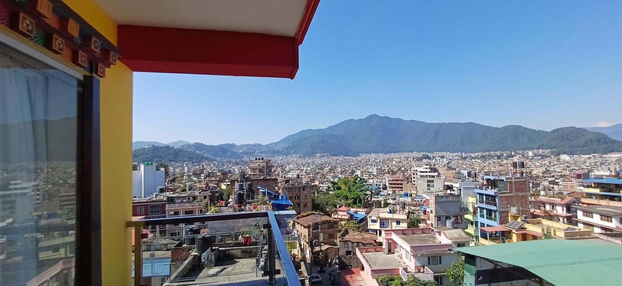 Hotel Yakroo Manang Katmandu Dış mekan fotoğraf
