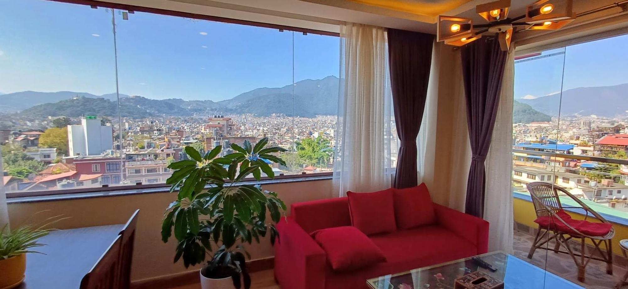 Hotel Yakroo Manang Katmandu Dış mekan fotoğraf