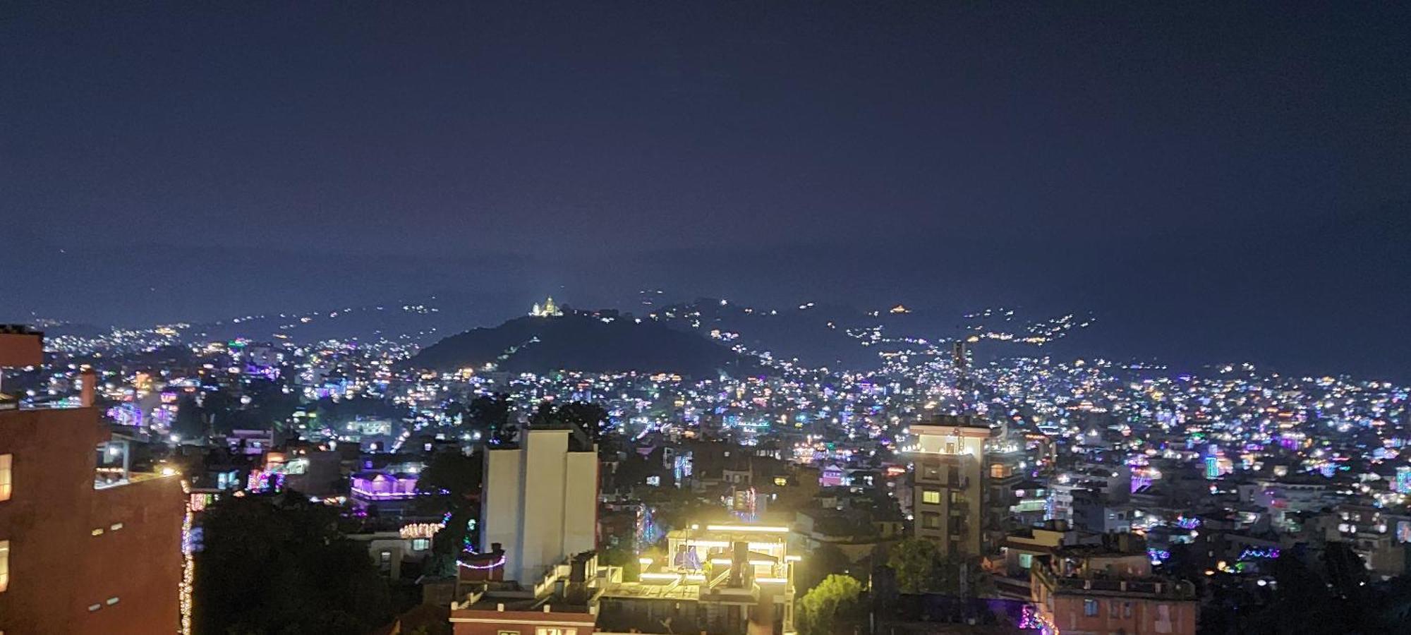 Hotel Yakroo Manang Katmandu Dış mekan fotoğraf