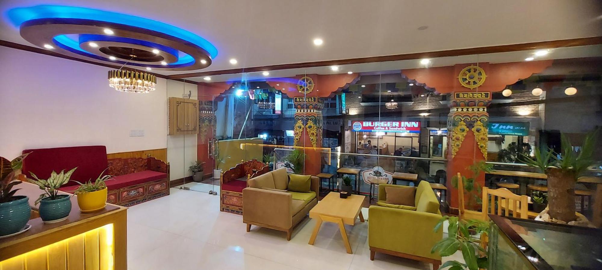 Hotel Yakroo Manang Katmandu Dış mekan fotoğraf
