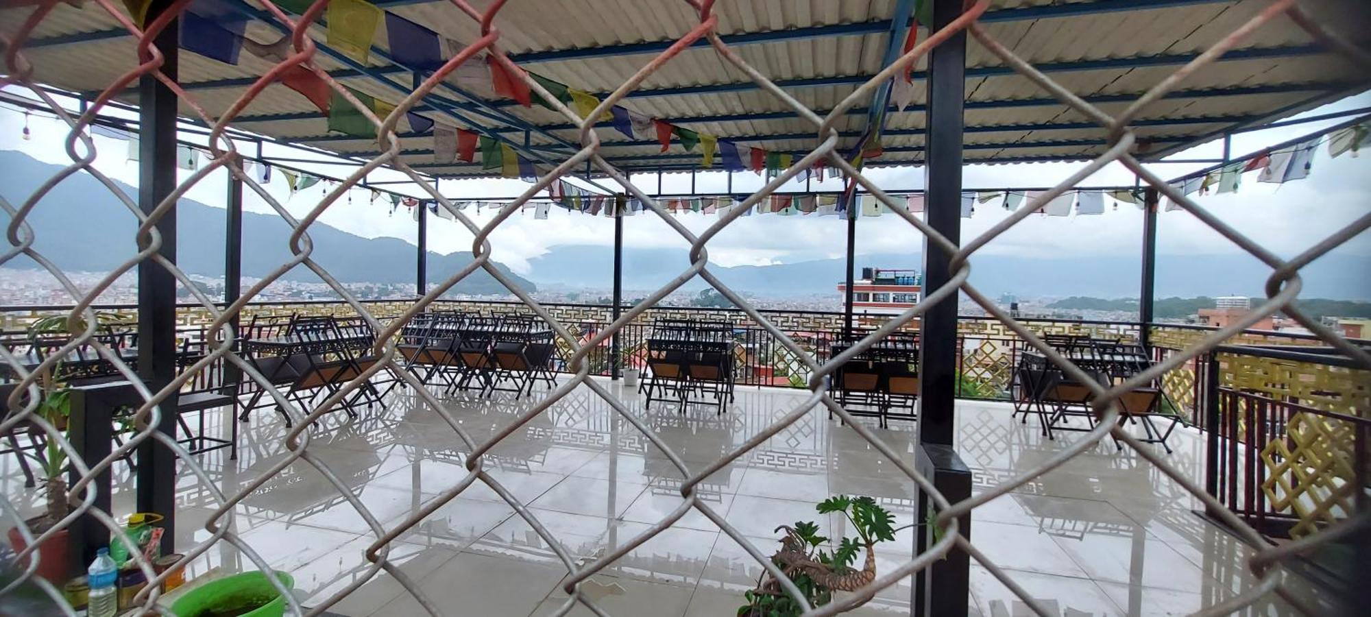 Hotel Yakroo Manang Katmandu Dış mekan fotoğraf