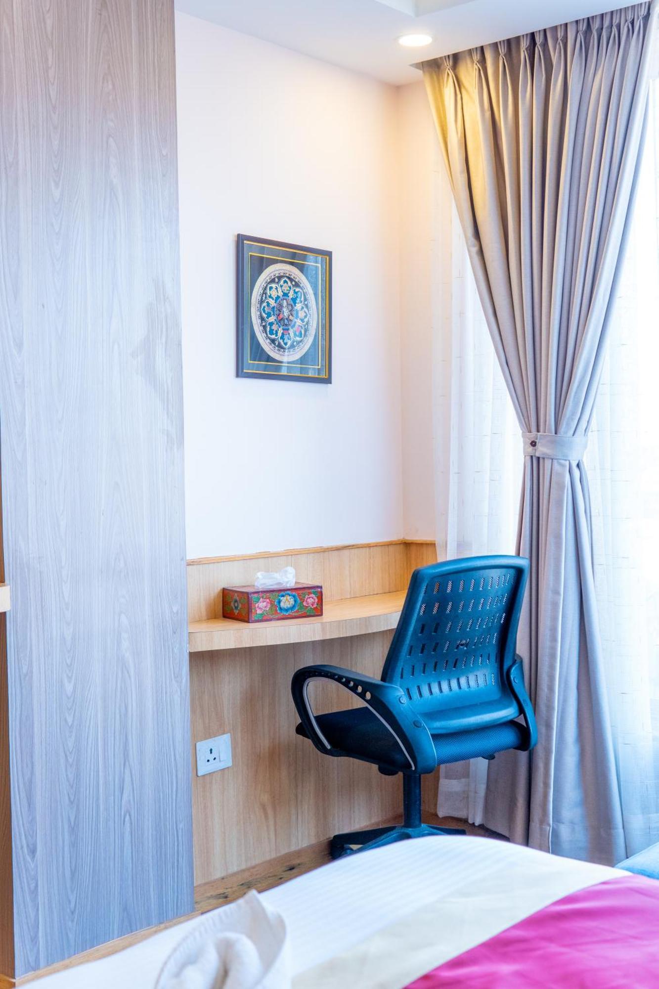 Hotel Yakroo Manang Katmandu Dış mekan fotoğraf